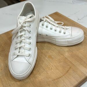 Converse All Star Lift Platform Chuck Taylor , synthetic White leather, Sz 6.5